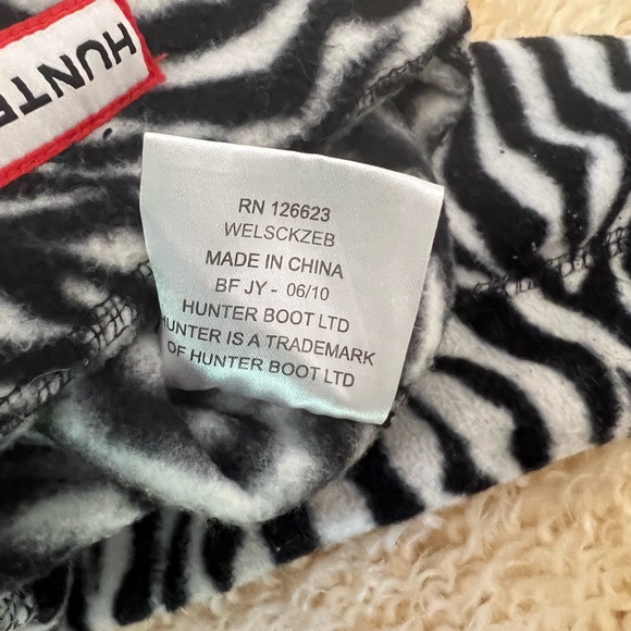 Hunter Original Tall MOUSTACHE Boot Socks Liner Zebra Black White Size US M/L - Picture 8 of 11